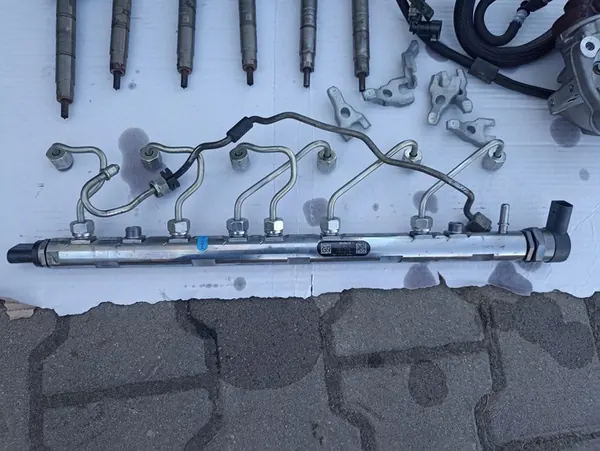 Sistema di iniezione completo BMW 3.0 Diesel N57 image 2
