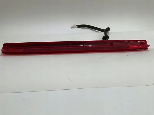 Luz de Freno KIA Sportage V 2021- 92700-R2000 image 2