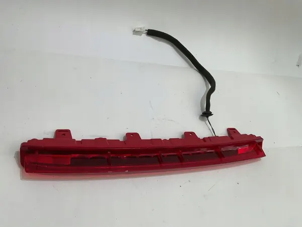 Luz de Freno KIA Sportage V 2021- 92700-R2000 image 3