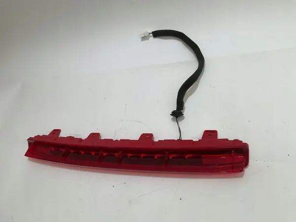 Luz de Freno KIA Sportage V 2021- 92700-R2000 image 4