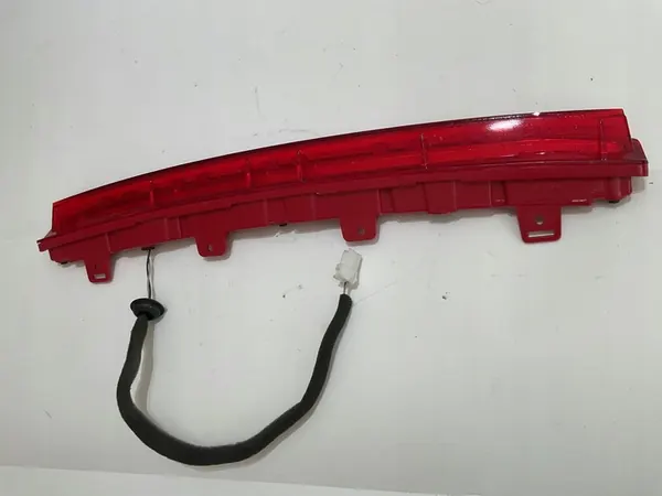 Luz de Freno KIA Sportage V 2021- 92700-R2000 image 7