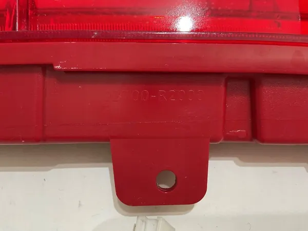 Luz de Freno KIA Sportage V 2021- 92700-R2000 image 8