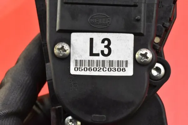 OEM 32700-1FXXX Gasreglagepotentiometer image 8