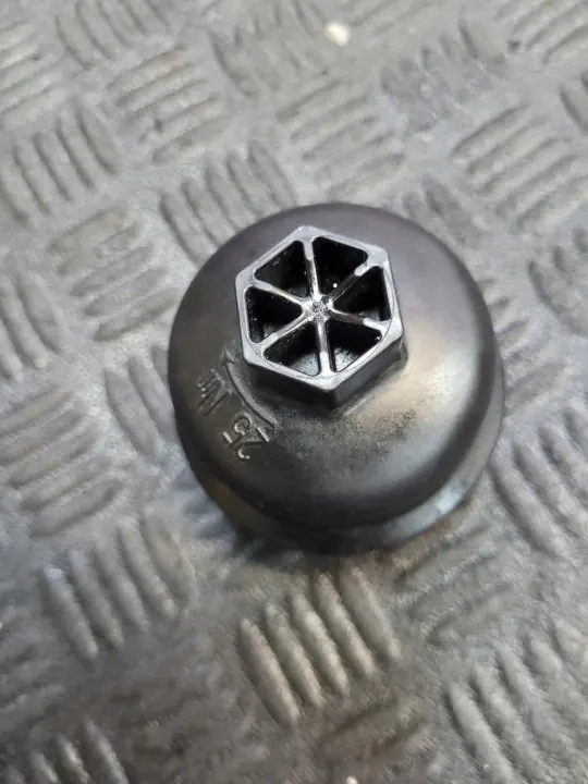 OEM OBUDOWA OSLONA FILTRA OLEJU SSANGYONG TIVOLI XLV 1.6 D e-XDi XXX image 3
