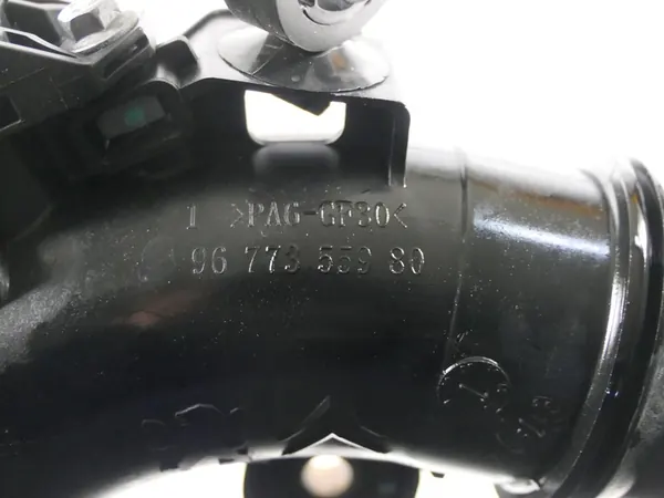 Manguera de aire intercooler Peugeot 308 II T9 1.2 THP image 4