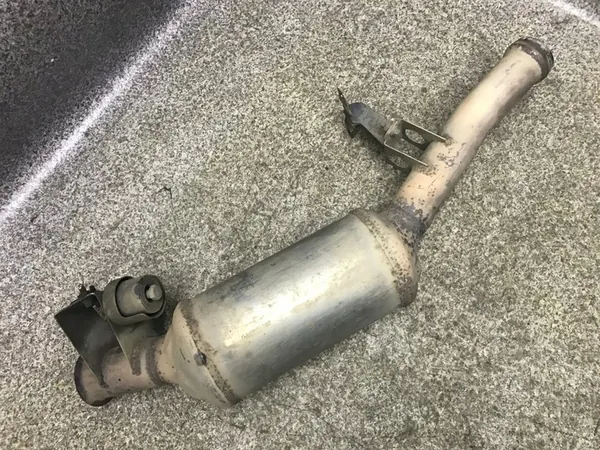 Silencieux central Mercedes ML W164 3.0 CDI V6 OEM image 2