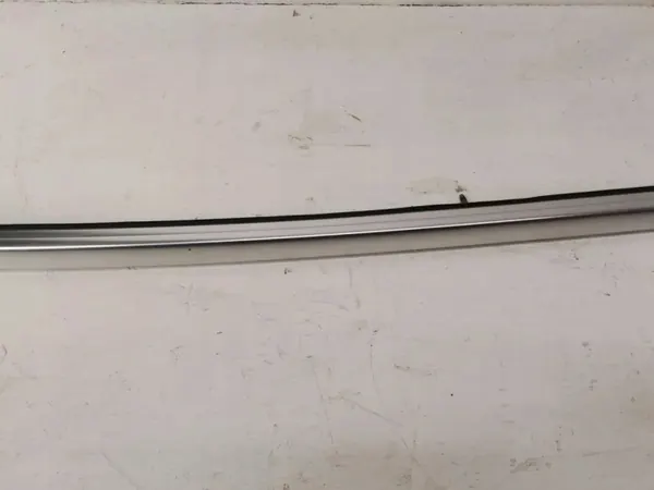 Asidero trasero izquierdo OEM A2058900693 Mercedes C W205 image 4