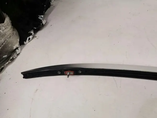Asidero trasero izquierdo OEM A2058900693 Mercedes C W205 image 7