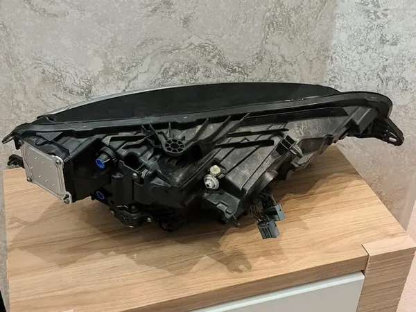 VOLVO S60 III V60 II VASEN ETU LED-VALO image 3