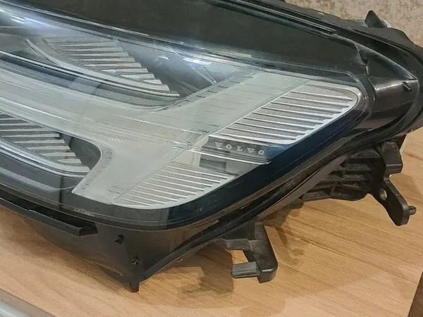 VOLVO S60 III V60 II VASEN ETU LED-VALO image 7