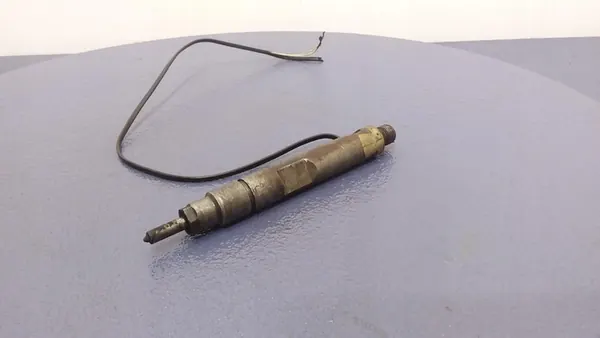 Iniettore VW LT 35 2.5 TDI 074130202Q image 3