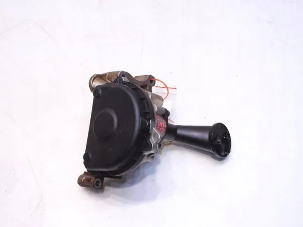 Skoda Öljypumppu OEM 03F115105D 1.2 TSI 86hv image 7
