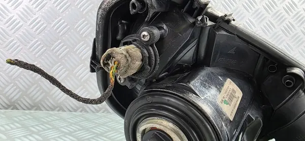 Farol de Neblina Esquerdo PEUGEOT 508 2010-2014 image 9