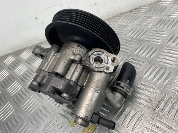 Servostyrningspump Mercedes W204 M271 A0064664301 image 3