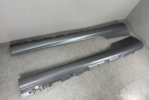Mercedes Clase S W217 Estribo lateral derecho OEM A2176980254 image 2