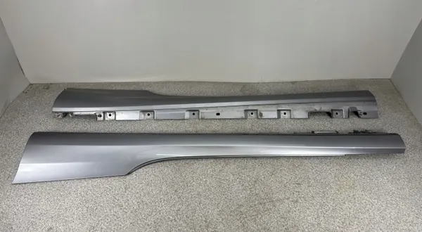 Mercedes Clase S W217 Estribo lateral derecho OEM A2176980254 image 4
