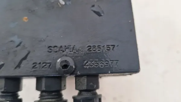 Bomba elevadora cabina Scania OEM 2851571 - Usado image 3