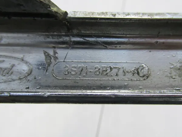 OEM 3S71-8B271-AC Kromipinta Grilli Mondeo MK3:lle image 5