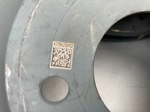 Mercedes CLS W218 Voorste Remschijf A2184210412 image 3