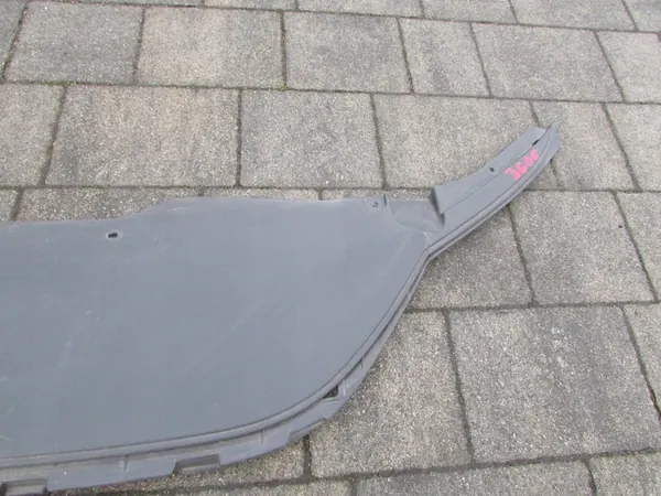 VW Passat B8 Framskärmsspoiler 3G0805903E image 4