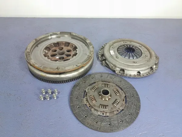 OPEL INSIGNIA B 2.0 CDTI Kaksoismassaväylä 55484450 image 2