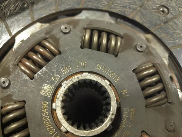 OPEL INSIGNIA B 2.0 CDTI Kaksoismassaväylä 55484450 image 5