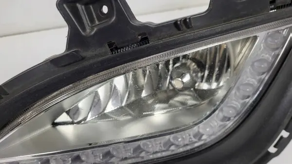 Lâmpada DRL Halogénea Esquerda Hyundai DRLI30L-2KUD Usada image 3