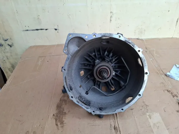 Carcaça da embraiagem OEM 208102 para Ferrari 612 Scaglietti image 2