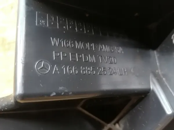 Suporte de para-choque dianteiro esquerdo Mercedes Benz W166 AMG image 3