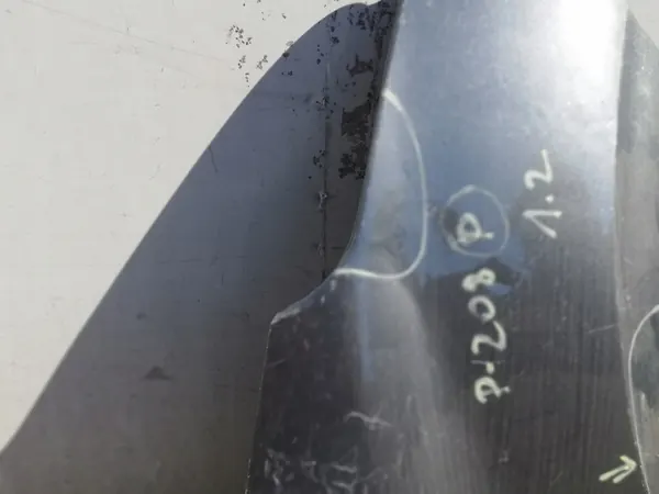 Framskärm Höger Peugeot 208 image 4