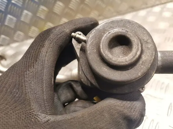 EGR-venttiili Mercedes-Benz C W203 OEM 0021406260 image 4