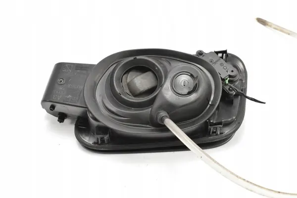 Bränsletanklock Audi A3 S3 IV 2021 OEM 8Y4809906 image 2