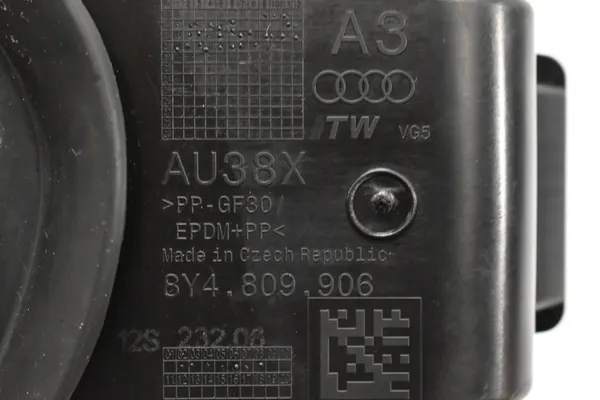 Bränsletanklock Audi A3 S3 IV 2021 OEM 8Y4809906 image 6