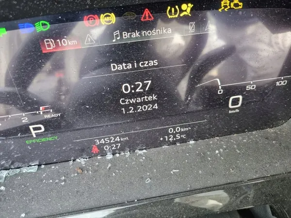 Bränsletanklock Audi A3 S3 IV 2021 OEM 8Y4809906 image 9