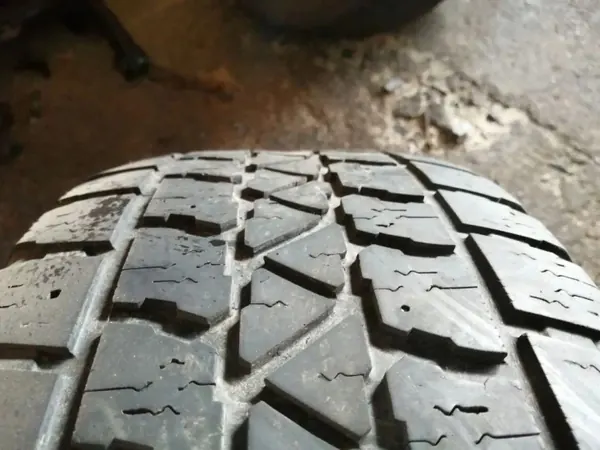 VW Passat B6 achterbumperrooster OEM 22555R17 image 4