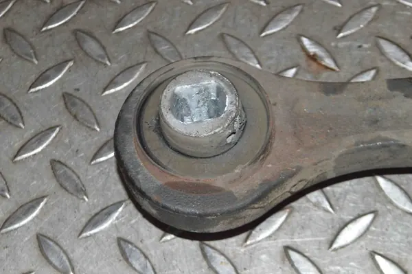 Braccio di controllo anteriore CHRYSLER 300C 3.0L diesel 2007 image 3