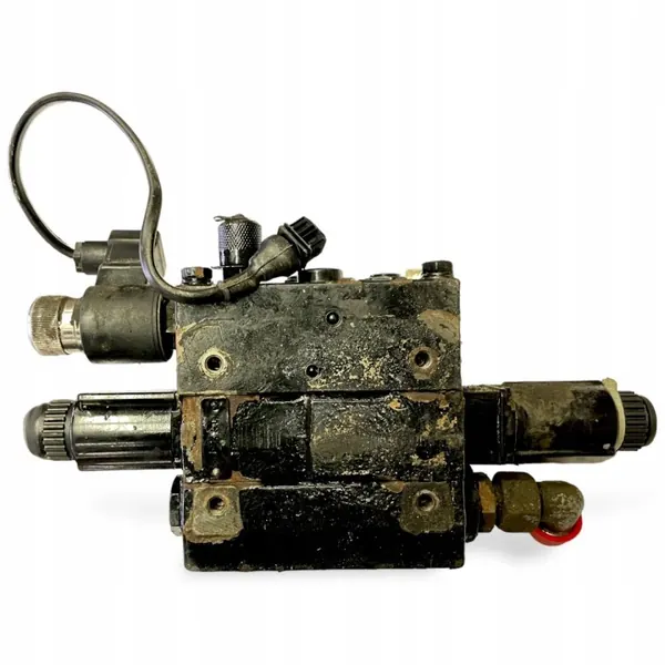 Distributeur hydraulique Volvo OEM 77700988 - Occasion image 5