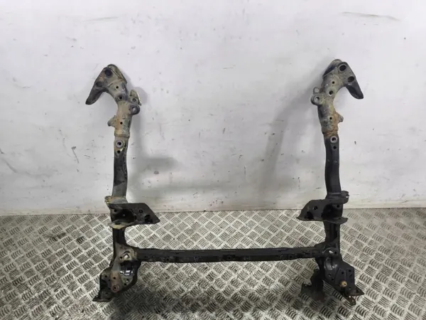 Audi A7 S7 Voorste hulpframe OEM AMD130570 - Gebruikt image 2