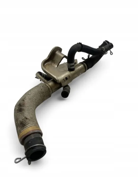 Toyota EGR-kylarrör OEM UTO65965 - Begagnad image 7