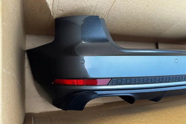 AUDI A4 S4 B9 8W KOMBI AVANT Parachoques Trasero image 2