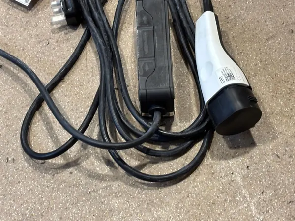 Hyundai Ioniq 5 sähköauton latauskaapeli OEM 91686GI060 image 7