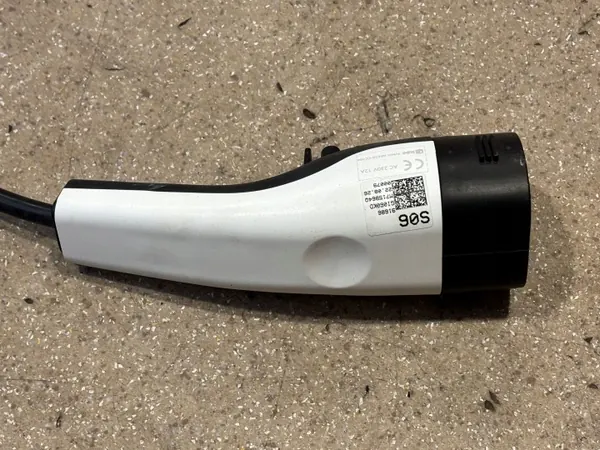 Hyundai Ioniq 5 sähköauton latauskaapeli OEM 91686GI060 image 8