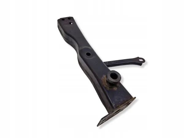 Nissan Qashqai etuistuimen kiinnike OEM 544104EA0A image 3