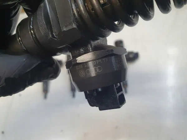 OEM 038130079TX ruiskutusmäntä 1.9 TDI:lle image 5
