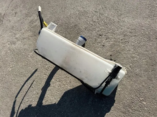 Depósito y Bomba Lavaparabrisas OEM 9809803680 Toyota Proace image 4