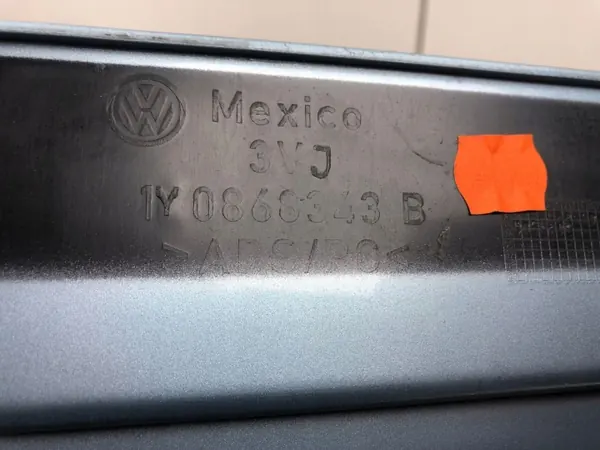 Étagre coffre OEM 1Y0868343B pour VW New Beetle image 4