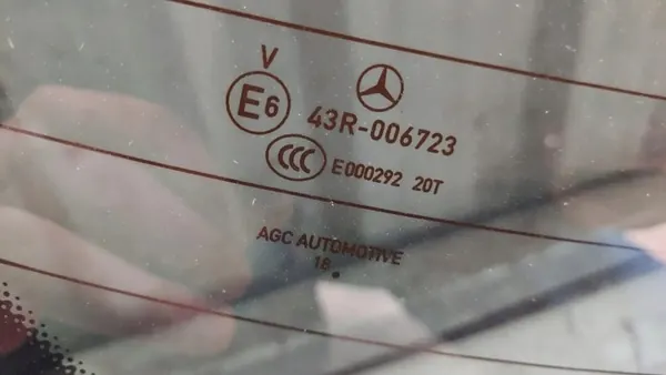 Mercedes C-Klasse Coupé W205 achterruit OEM A2056703601 image 3