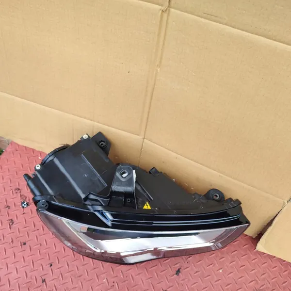 Audi A3 8V Bi Xenon LED Faro Derecho image 6