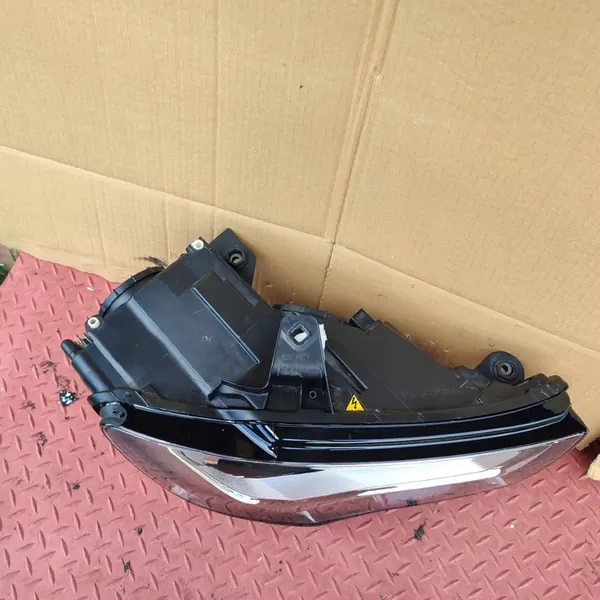 Audi A3 8V Bi Xenon LED Faro Derecho image 7