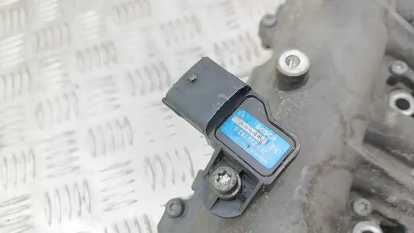 Collecteur d'admission OPEL ZAFIRA B 1.9L diesel 2007 55210201 image 4